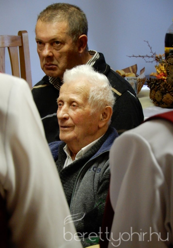 A szépkorúakat köszöntötték 20